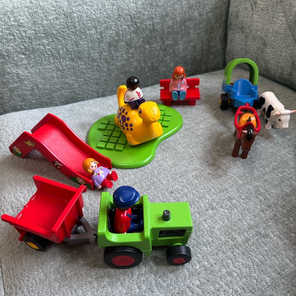 Playmobil 123 Colorful Farm and playground Playset for Kids